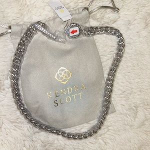 Kendra Scott NWT Whitley Necklace in Silver